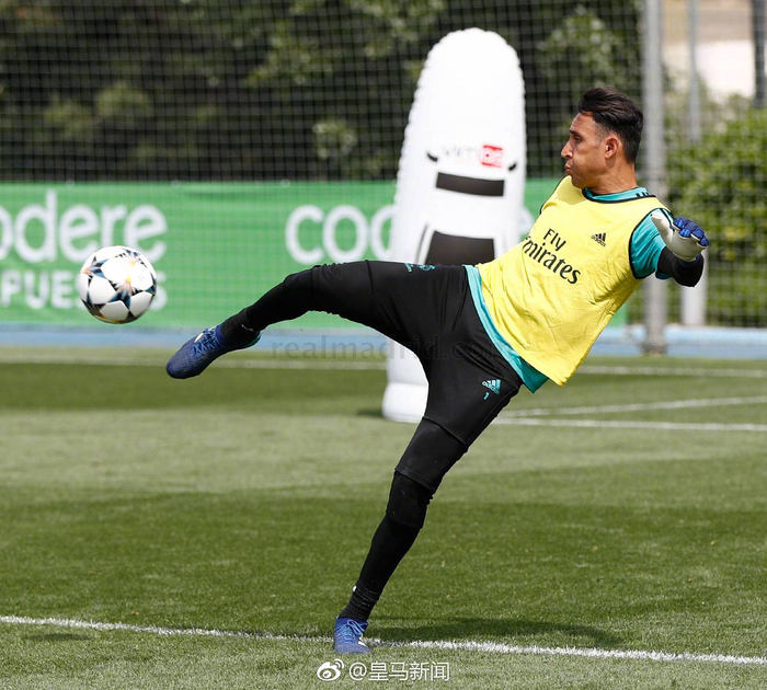 赛后体能课后，莱比锡调整名单备战欧冠，球迷炸锅，训练强度明显提升的简单介绍