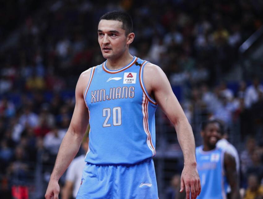 山东泰山发布备战花絮；关键时刻止住颓势；法国杯任务艰巨；控场能力受关注的简单介绍