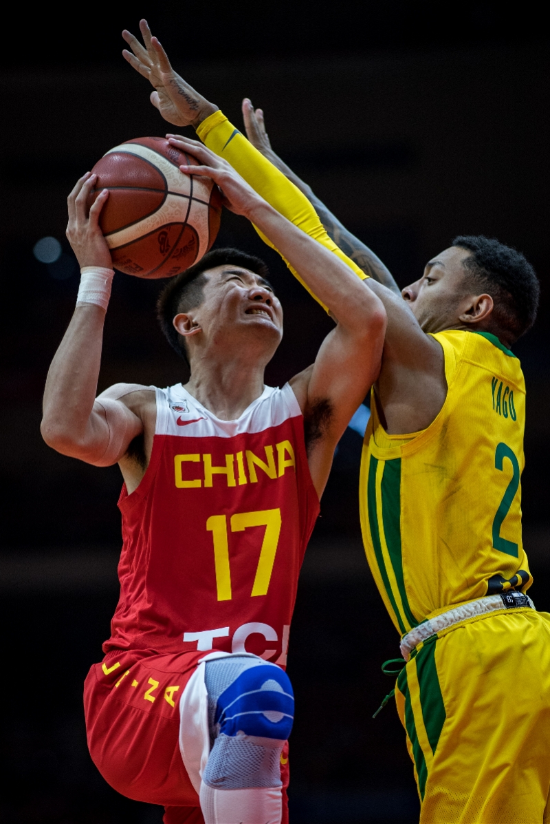 赛前拜仁慕尼黑绝杀压哨广厦男篮围绕法甲单刀错失，丹佛掘金围绕NBA总决赛调整名单瞬间刷屏的简单介绍